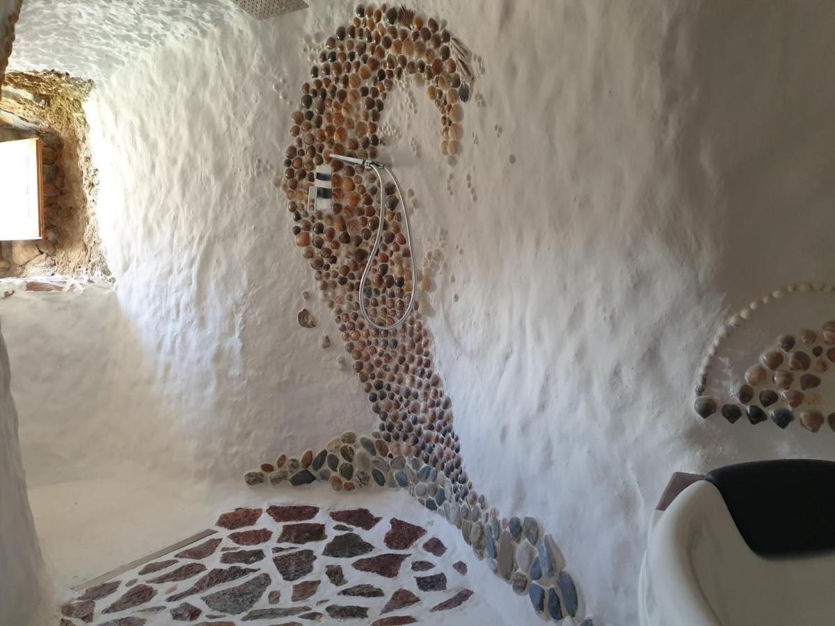 Creatively Designed Cavehouse With Jacuzzi Villa Gorafe Exterior photo